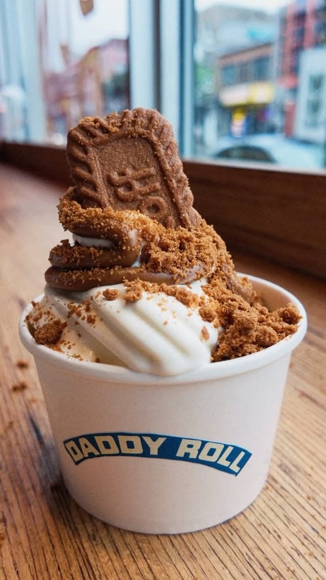 Notre Roll Biscoff. Tiède. Mais pas comme vous le connaissez.
